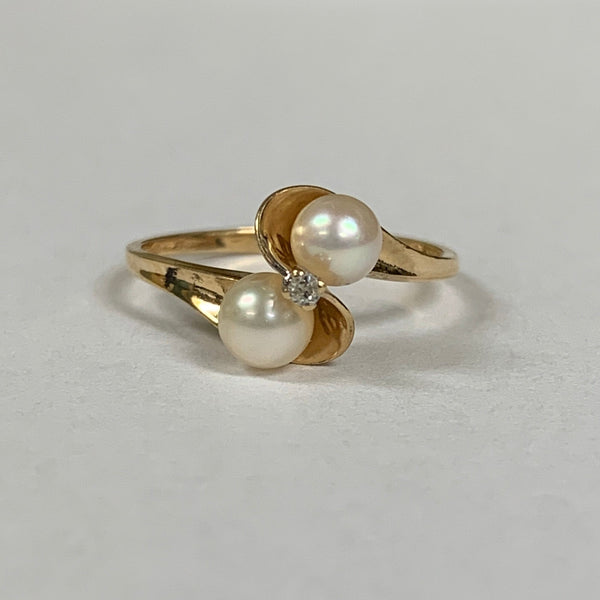 14k yellow gold Cultured Pearl & Melee Diamond Ring