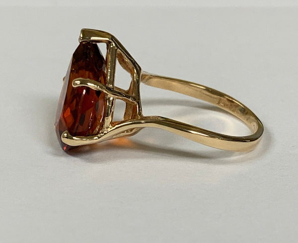 14k Pear Madeira Citrine Ring