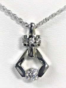 14k Diamond Fashion Pendant & Chain