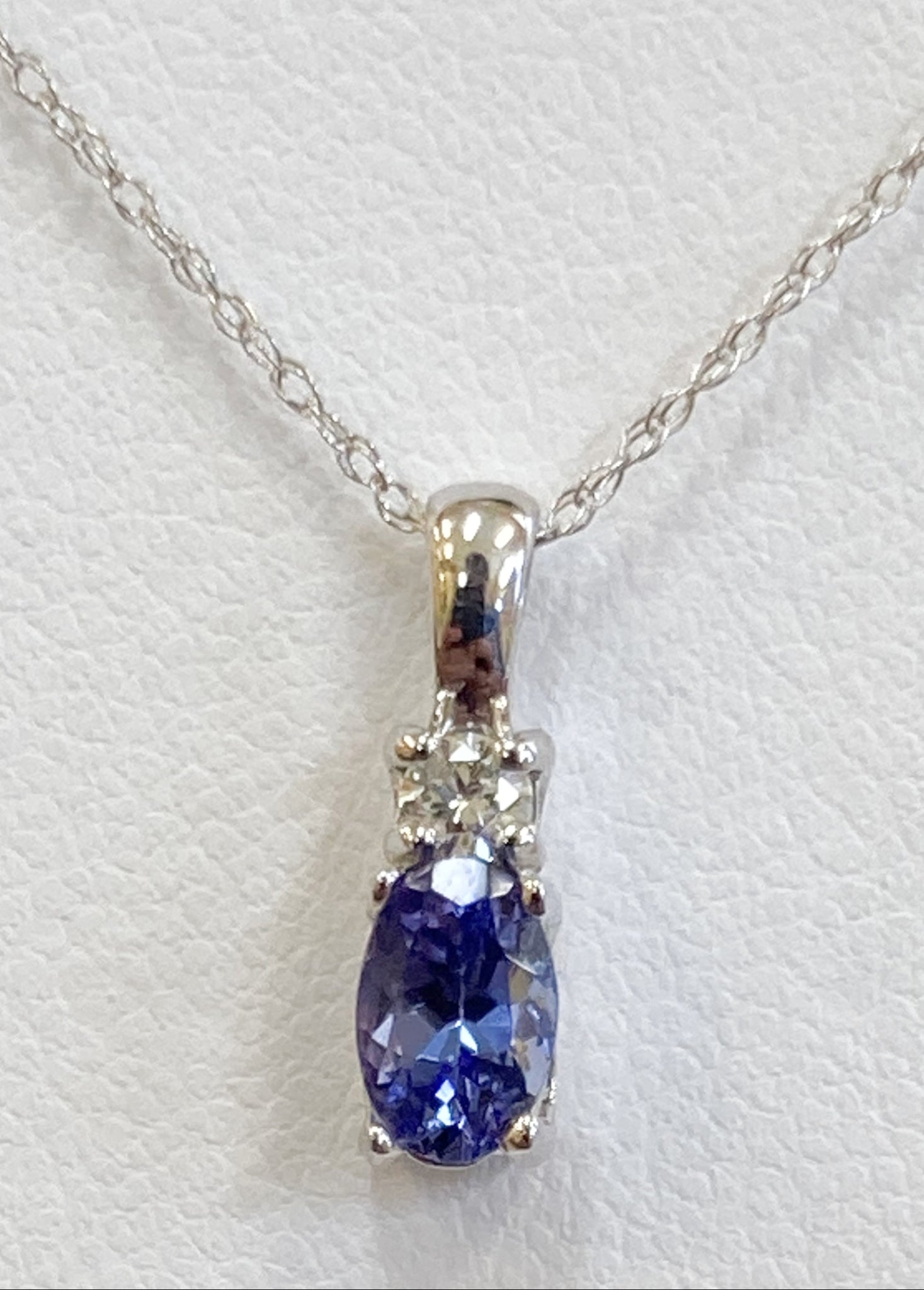 18" 14KWG Tanzanite & Diamond Necklace