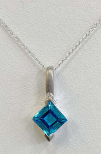 16" 14KWG SQ Blue Topaz Necklace