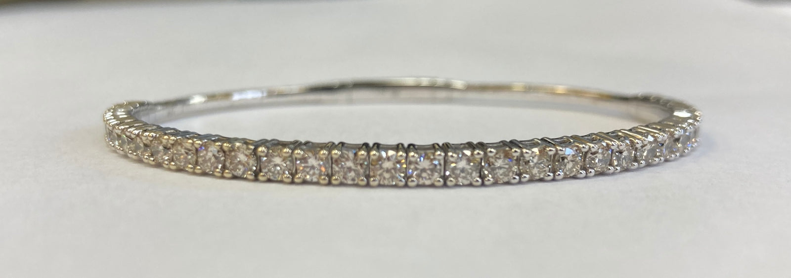 14KWG Flexible Diamond Bangle