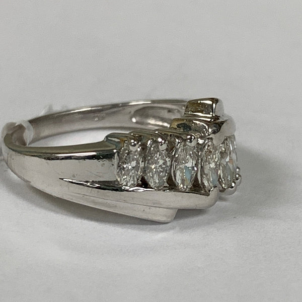 14k 7-Marquise Diamond Ring