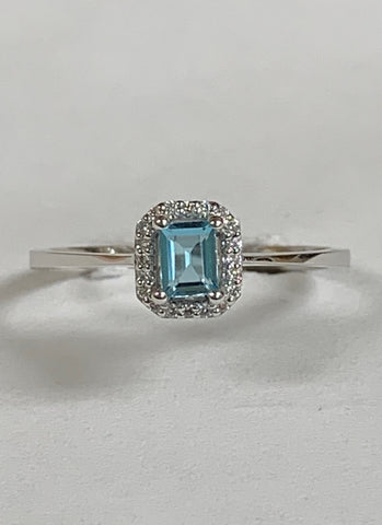 14K Blue Topaz & Diamond Ring