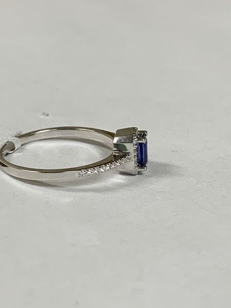 14K Blue Sapphire Diamond Ring