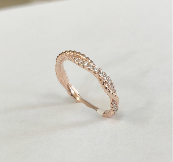 14KRG Diamond Twist Band